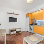 아파트 Flat With Balcony *
